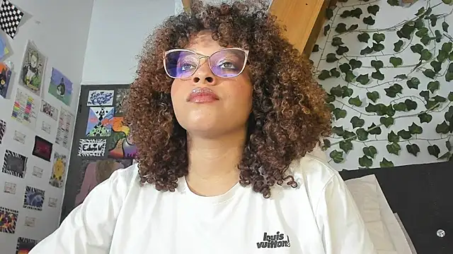 Snapshot of Ada_gales_ chatting on 19, 12, 2024 Ada gales online show from 19, 12, 2024