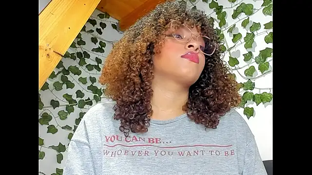 Snapshot of Ada_gales_ chatting on 22, 3, 2025 Ada gales online show from 22, 3, 2025