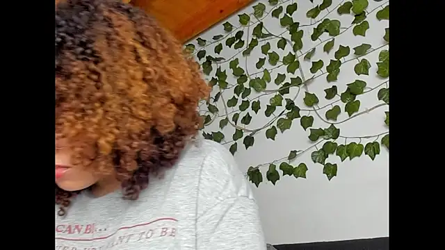 Snapshot of Ada_gales_ chatting on 23, 3, 2025 Ada gales online show from 23, 3, 2025