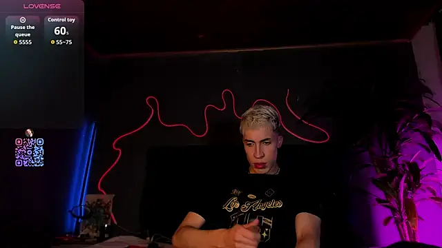 Angel Snowhotxxx online show from 4, 8, 2026