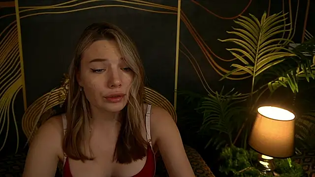 IceDanielles online show from 1, 2, 2025