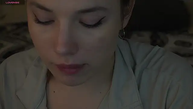 IceDanielles online show from 10, 11, 2025