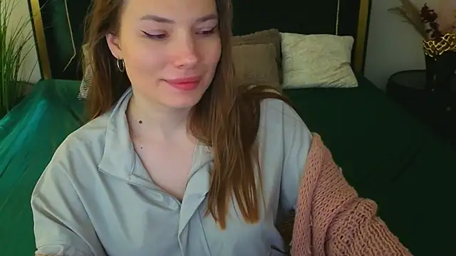 IceDanielles online show from 10, 4, 2026