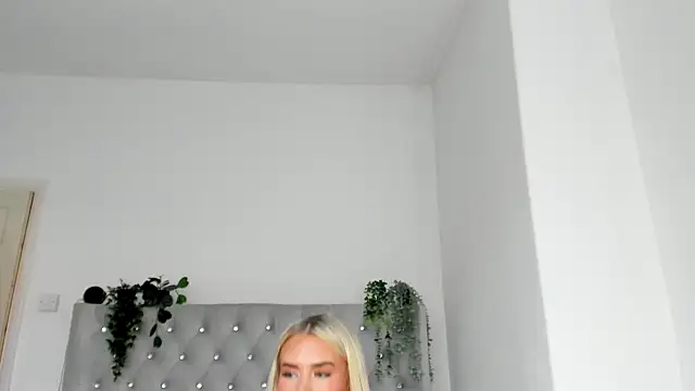 Snapshot of Alexia-Lee chatting on 18, 1, 2025 Alexia-Lee online show from 18, 1, 2025