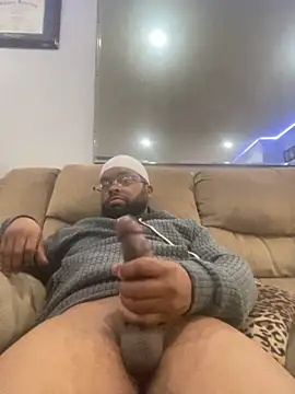 Snapshot of Enos3 chatting on 27, 10, 2025 Enos3 online show from 27, 10, 2025