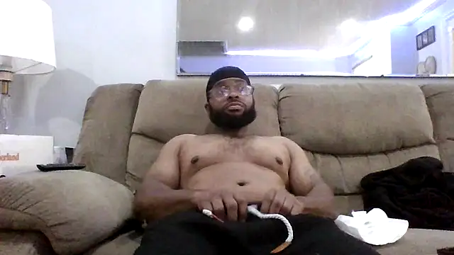 Snapshot of Enos3 chatting on 28, 10, 2025 Enos3 online show from 28, 10, 2025