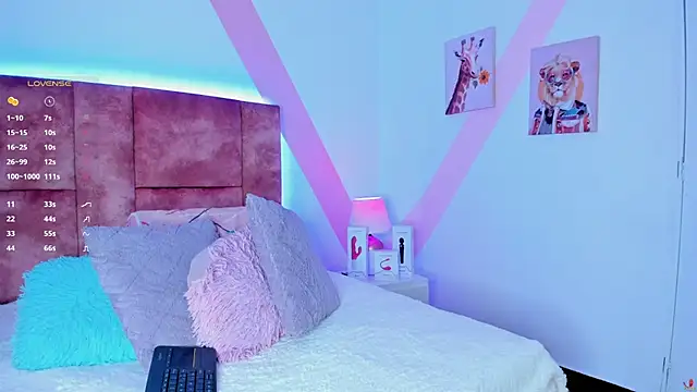 Snapshot of isabella_whiithe chatting on 20, 2, 2025 isabella whiithe online show from 20, 2, 2025