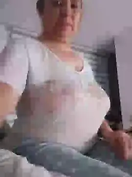 Snapshot of Wife_sexxx chatting on 31, 12, 2024 Wife sexxx online show from 31, 12, 2024