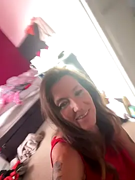 Lwhite1 online show from 9, 9, 2025