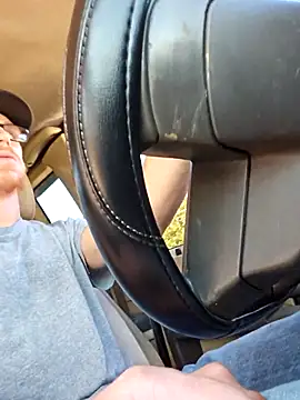 Snapshot of REDHAMMER_ chatting on 8, 9, 2025 REDHAMMER online show from 8, 9, 2025