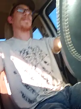 Snapshot of REDHAMMER_ chatting on 5, 11, 2025 REDHAMMER online show from 5, 11, 2025