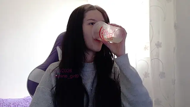 sunshine girl9 online show from 9, 3, 2026