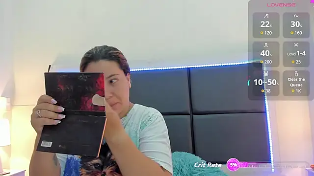Snapshot of Aslhyn_Gomez chatting on 11, 9, 2025 Aslhyn Gomez online show from 11, 9, 2025