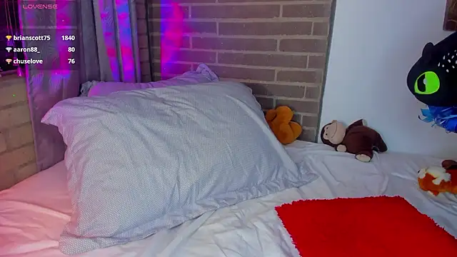 liam oficial02 online show from 13, 2, 2026