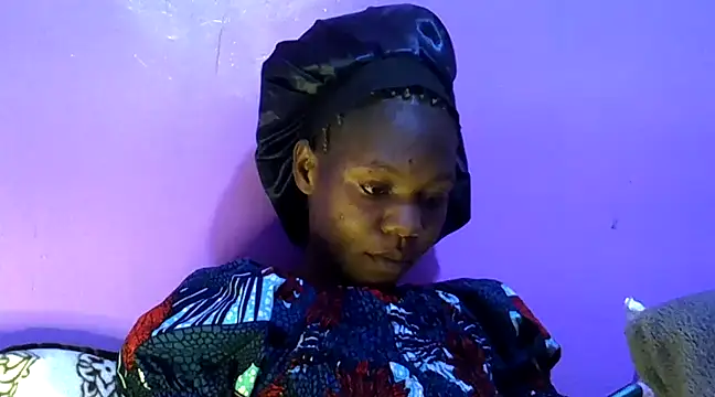 Snapshot of Cute_tamara chatting on 10, 12, 2024 Cute tamara online show from 10, 12, 2024