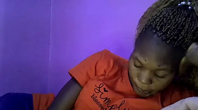 Snapshot of Cute_tamara chatting on 19, 12, 2024 Cute tamara online show from 19, 12, 2024