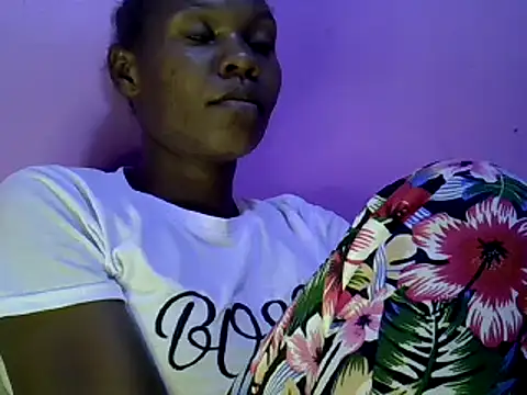 Snapshot of Cute_tamara chatting on 15, 1, 2025 Cute tamara online show from 15, 1, 2025