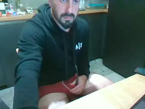 Snapshot of giorgakaci69 chatting on 9, 12, 2024 giorgakaci69 online show from 9, 12, 2024