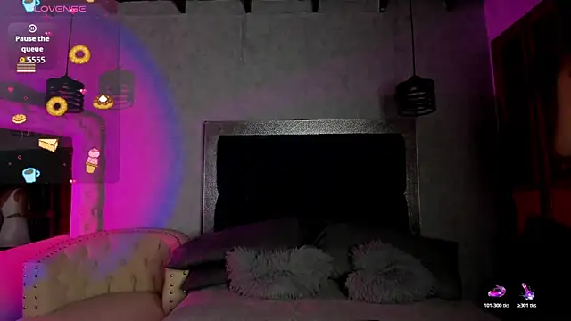 Taiissa  online show from 13, 2, 2026