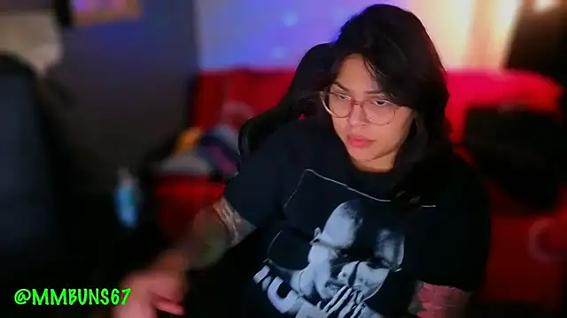 Snapshot of miacanela_xo chatting on 23, 11, 2025 miacanela xo online show from 23, 11, 2025