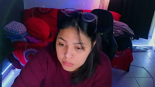 Snapshot of miacanela_xo chatting on 3, 12, 2025 miacanela xo online show from 3, 12, 2025