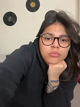 miacanela xo online show from 1, 3, 2026