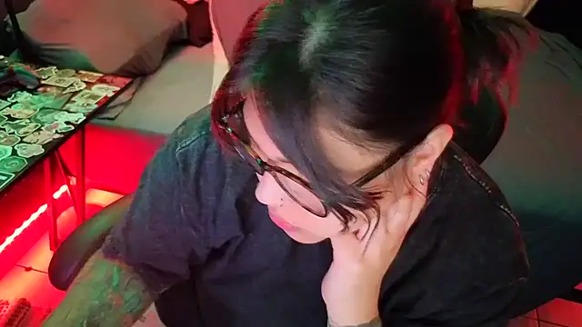 miacanela xo online show from 2, 7, 2026