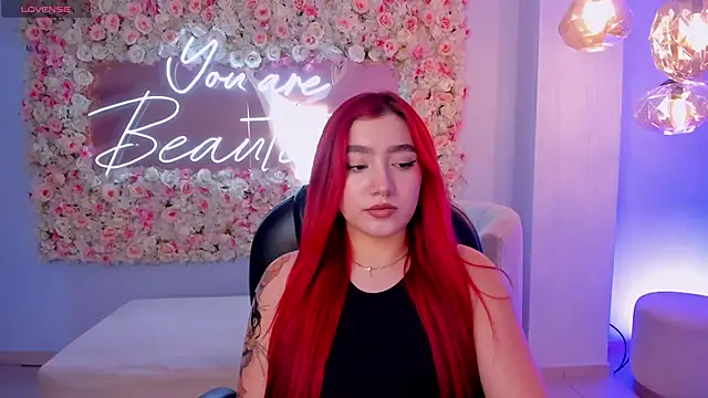 Snapshot of ViolettCastel chatting on 17, 3, 2025 ViolettCastel online show from 17, 3, 2025