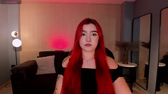 Snapshot of ViolettCastel chatting on 28, 10, 2025 ViolettCastel online show from 28, 10, 2025