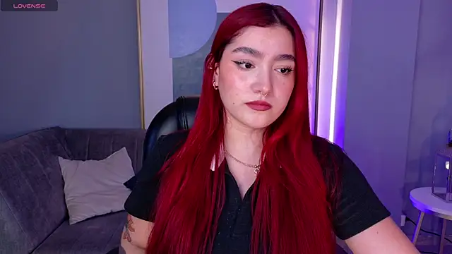 Snapshot of ViolettCastel chatting on 10, 1, 2026 ViolettCastel online show from 10, 1, 2026