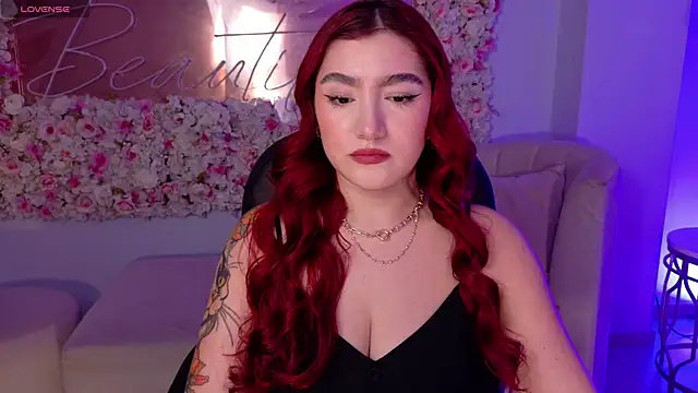 Snapshot of ViolettCastel chatting on 13, 1, 2026 ViolettCastel online show from 13, 1, 2026