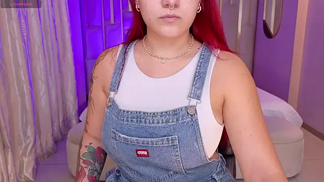 ViolettCastel online show from 24, 3, 2026