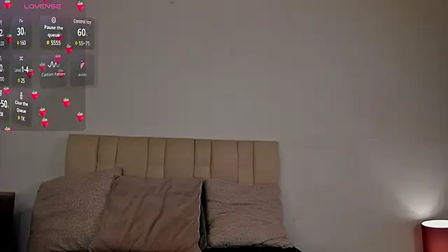 Roxxy mora online show from 24, 2, 2025