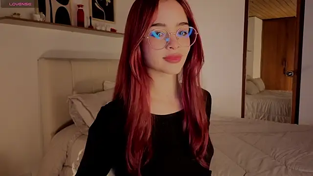 Roxxy mora online show from 23, 10, 2025