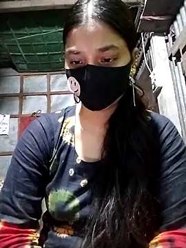 Snapshot of Aruyeshi- chatting on 15, 10, 2025 Aruyeshi- online show from 15, 10, 2025