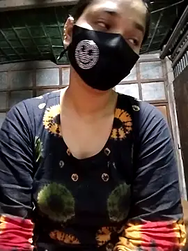 Snapshot of Aruyeshi- chatting on 15, 10, 2025 Aruyeshi- online show from 15, 10, 2025