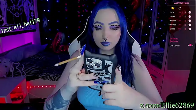 Kitty goth online show from 23, 2, 2025