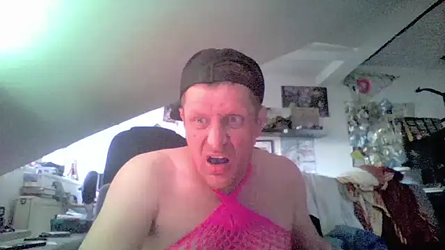 Snapshot of Bigthroaterboy chatting on 22, 6, 2026 Bigthroaterboy online show from 22, 6, 2026