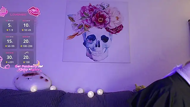 Colins Pink Room online show from 5, 1, 2026