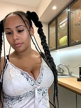 HaileyDiana online show from 24, 11, 2025