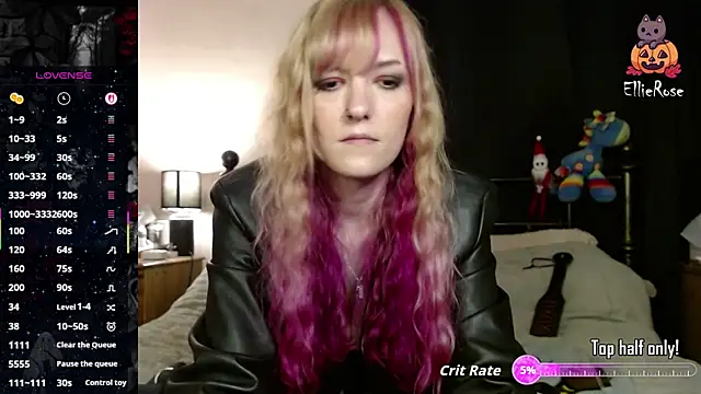 Snapshot of EllieeRose chatting on 15, 5, 2026 EllieeRose online show from 15, 5, 2026