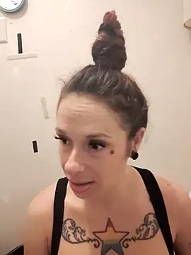 Snapshot of vvictoria_xxx chatting on 22, 9, 2025 vvictoria xxx online show from 22, 9, 2025