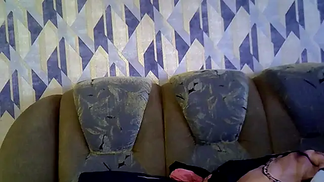 Snapshot of AnitaWillias chatting on 6, 5, 2026 AnitaWillias online show from 6, 5, 2026