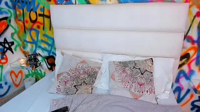 Liana Bernocchi online show from 20, 12, 2025