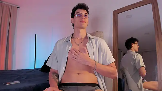 Snapshot of troy_palmer chatting on 29, 3, 2026 troy palmer online show from 29, 3, 2026