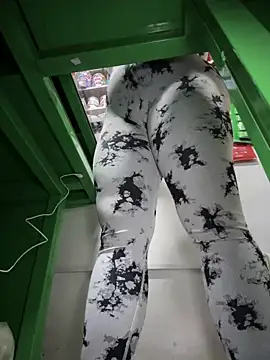 Snapshot of Sol_biglips chatting on 11, 1, 2025 Sol biglips online show from 11, 1, 2025