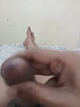 AUNTY1984 online show from 22, 5, 2026