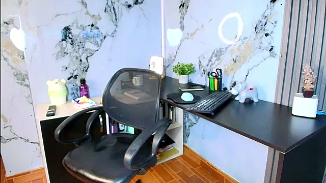 AlixLong online show from 18, 4, 2026