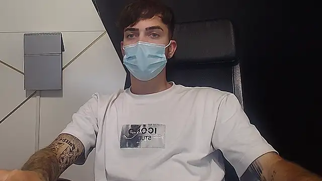 Snapshot of BrandonTate chatting on 12, 6, 2026 BrandonTate online show from 12, 6, 2026