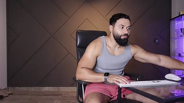 Snapshot of mattmasterss chatting on 15, 7, 2026 mattmasterss online show from 15, 7, 2026